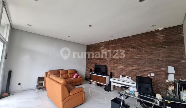 rumah cantik miniamlis siap huni di budi permai