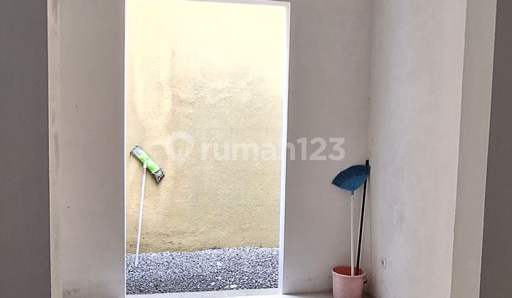 rumah minimalis modern siap huni di setra duta 2