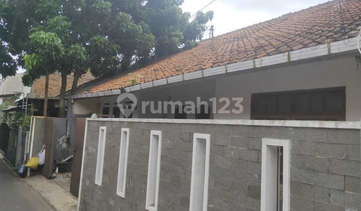 Jual rumah sederhana apik siap pakai tengah kota bandung