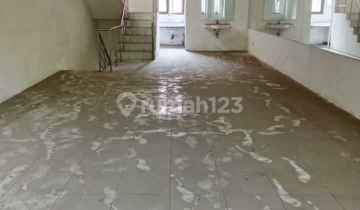 ruko 3 lantai lokasi strategis di mainroad antapani 2