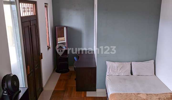 Rumah Sangat Terawat Konsep Villa di Pondok Hijau 2