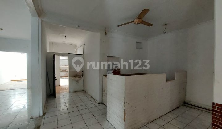 Ruang Usaha di Mainroad Karapitan Strategis