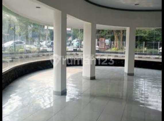 Commercial property on Dago main road, premium location. 2