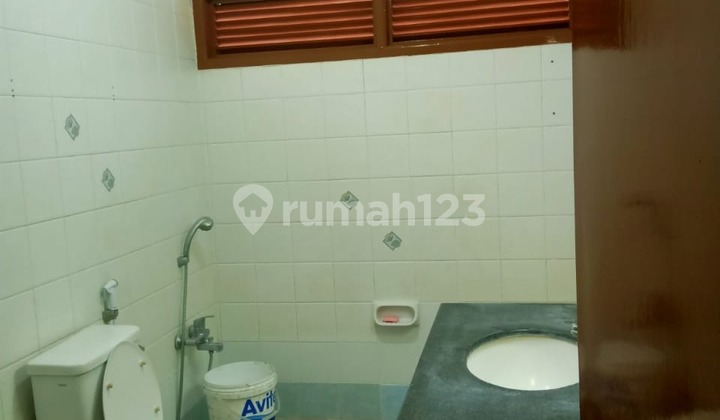 Dijual rumah apik dan nyaman di daerah batununggal 2