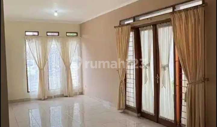 Modern 2-story ready-to-occupy house in the Dago cluster area.