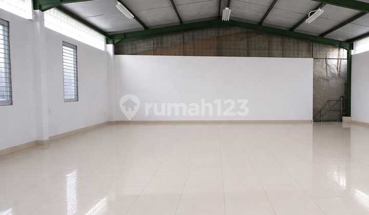 Good and Clean Warehouse Ready for Use in Kopo Jaya Good and Clean Warehouse Ready for Use in Kopo Jaya