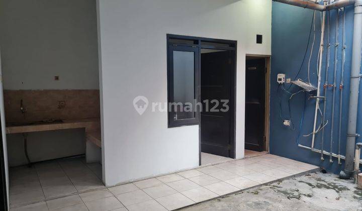 Rumah Minimalis Cantik di Taman Kopo Indah 3  2