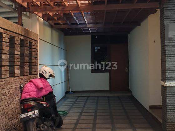 Rumah Modenrm Inimalis di Arcamanik Endah 2