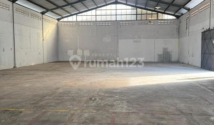 Shared warehouse at Soekarno Hatta, Bandung