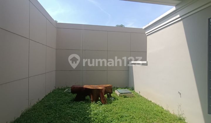 Comfortable Minimalist House in Podomoro Park Bandung 2