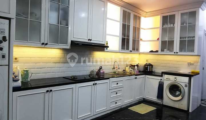 Rumah Modern Nyaman di Kota Baru Parahyangan 2