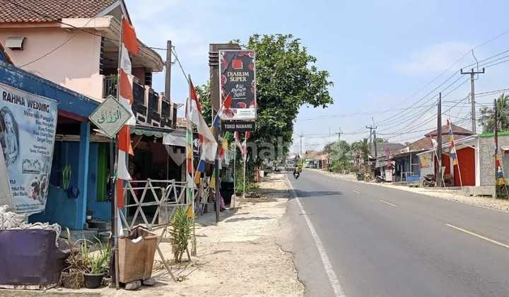 Super strategic house on the main national road