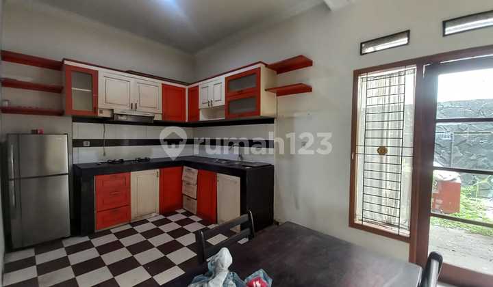 Rumah Nyaman Minimalis 2 Lantai di Buah Batu Regency 2