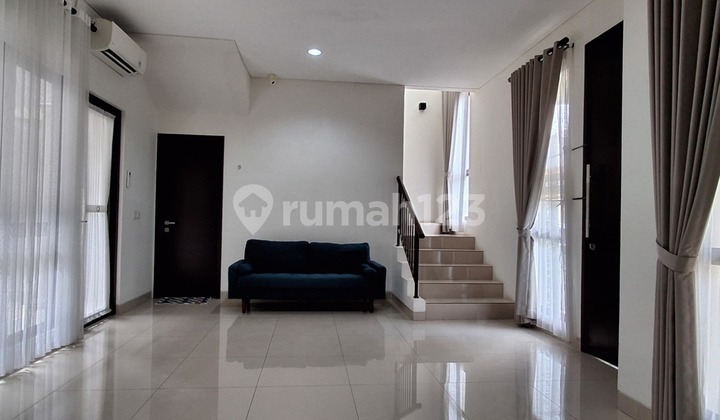 Di Sewakan Rumah 2 Lantai Furnish di Aure Di Sewakan Rumah 2 Lantai Furnish di Aure