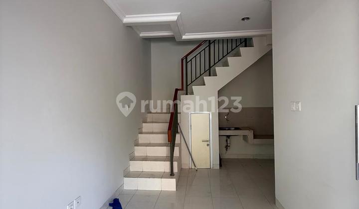 For Rent Neat House Ready to Occupied Arcadia Village Gading Serpong 2