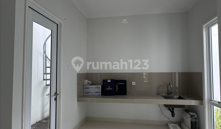 For Sale: Pasadena Residence House in Gading Serpong 2