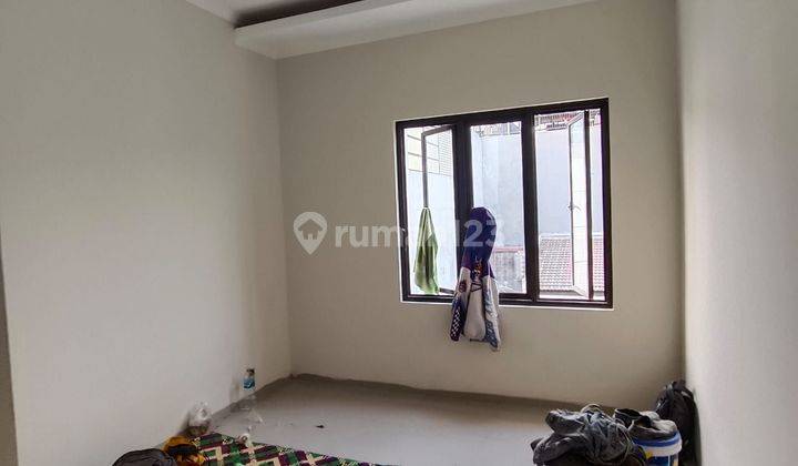 Rumah baru di Ratu Cempaka Barat,  Duri Kepa 2