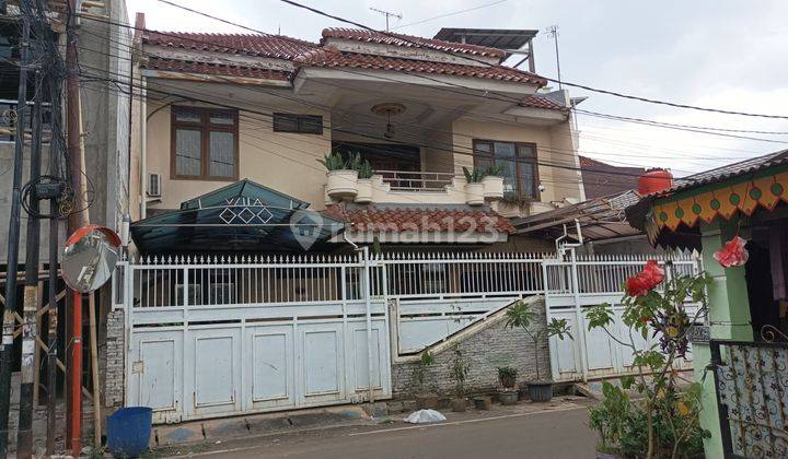 Rumah Bagus Dan Kokoh Di Jual Cepat Di Jl.duren Sawit 2