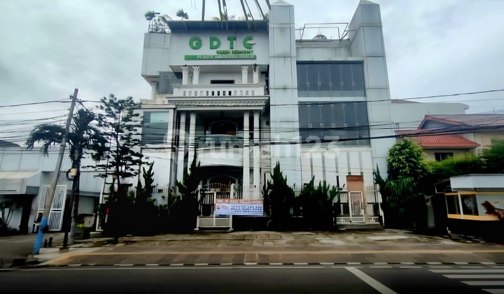 Ruko Murah Bagus Siap Pakai Strategis Cempaka Putih