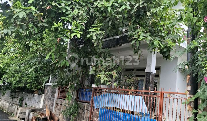 Good, Cheap, Strategic 2-Story House in Pulomas 2