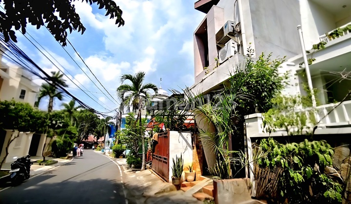 Rumah Murah 2 Lantai Dilokasi Strategis Cempaka Putih