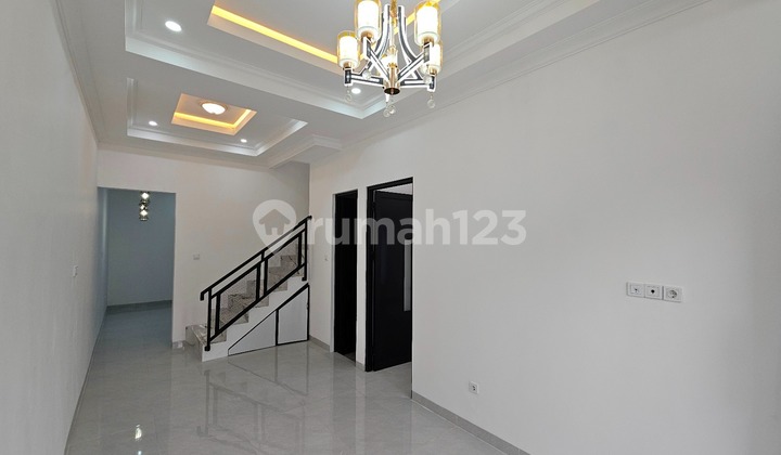 Dijual Rumah Minimalis Rapih Di Kencana Loka Bsd 2