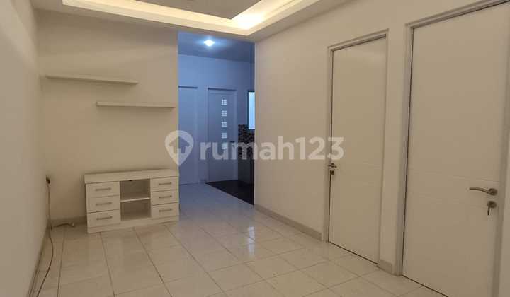 Neat Minimalist House in Serpong Terrace Tangsel 2