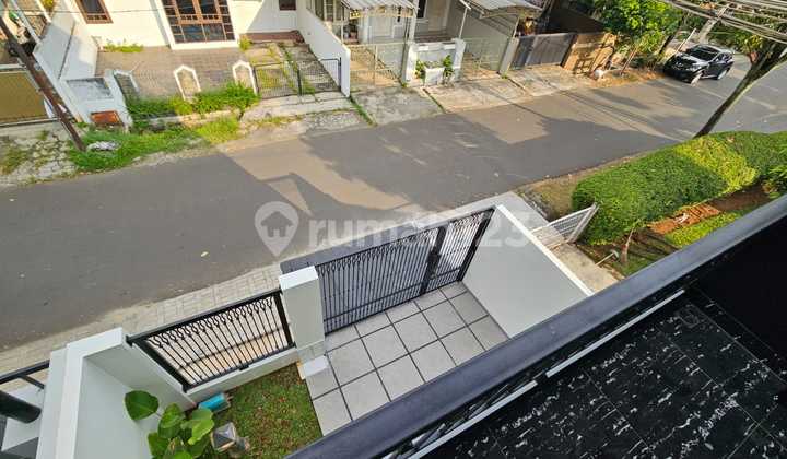 Hoky Comfortable House In Griya Loka 1.4 Bsd