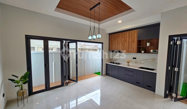 Rumah Bagus Hoki Moderen Di Kencana Loka 2