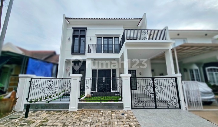 Rumah Moderen Klasik Taman Chrysant Bsd