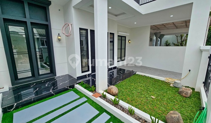 Rumah Mewah Hoky Minimalis Di Taman Chrysant Bsd Tangerang Bagus SHM di BSD Taman Crysant