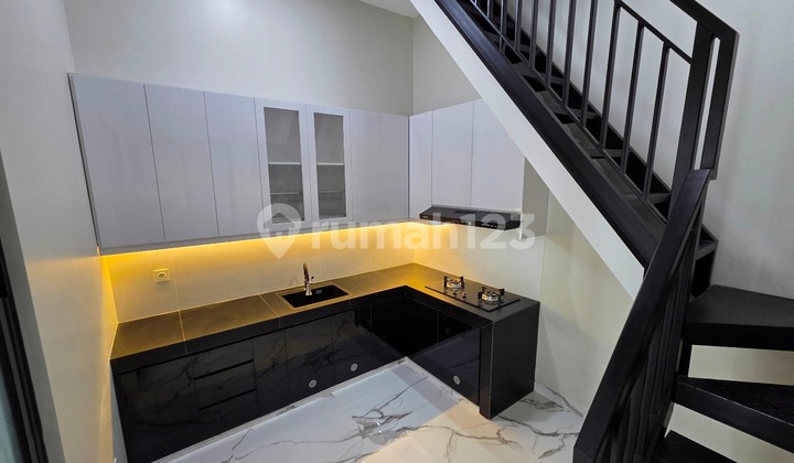 Rumah Baru 3 Deret di Griyaloka Bsd 2