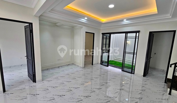 Rumah Mewah Hoky Minimalis Di Taman Chrysant Bsd Tangerang Bagus SHM di BSD Taman Crysant 2