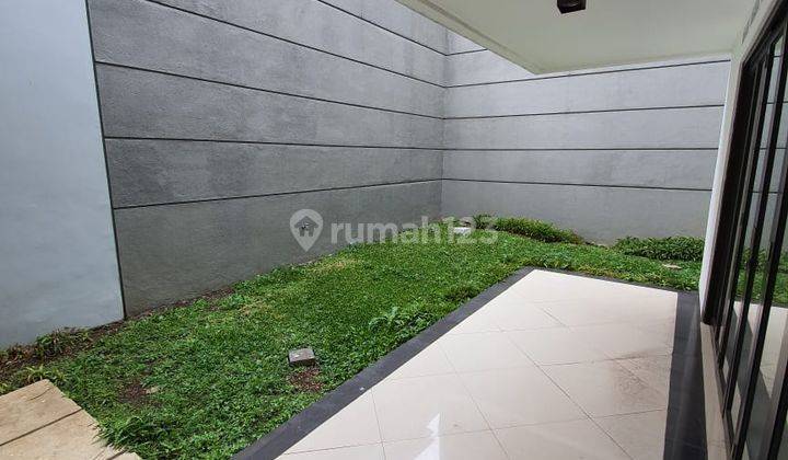 Rumah 2 Lantai Baru Unfurnished SHM di Batununggal Indah Vii, Bandung 2