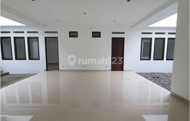 Rumah Baru Unfurnished SHM di Batununggal Indah Vii, Bandung 2