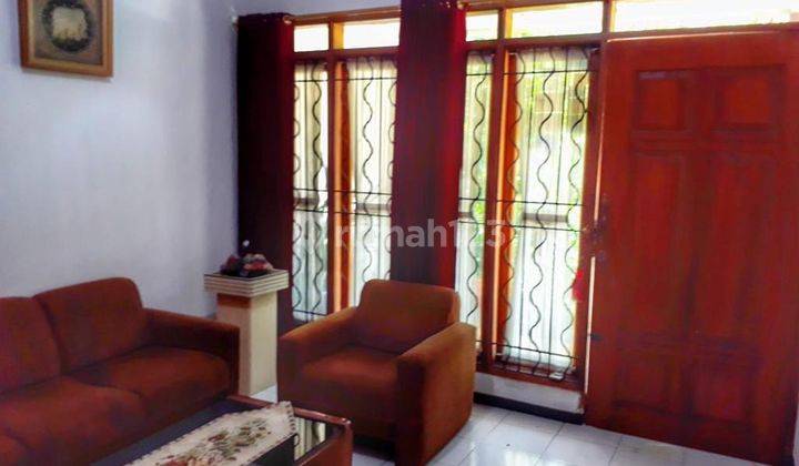 Rumah Bagus Furnished SHM di Sayap Bkr, Bandung 1