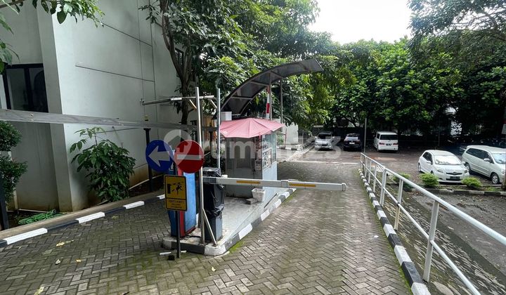 Ruang Usaha 3 Lantai Di Sutami Mainroad