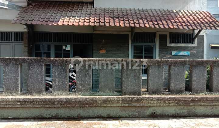 Rumah 2 Lantai Siap Huni di Komplek Angkasa Mekar Cibaduyut