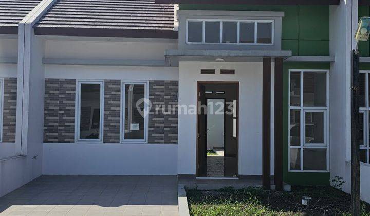 Rumah Baru Unfurnished SHM di Jalan Ciganitri, Bandung 1