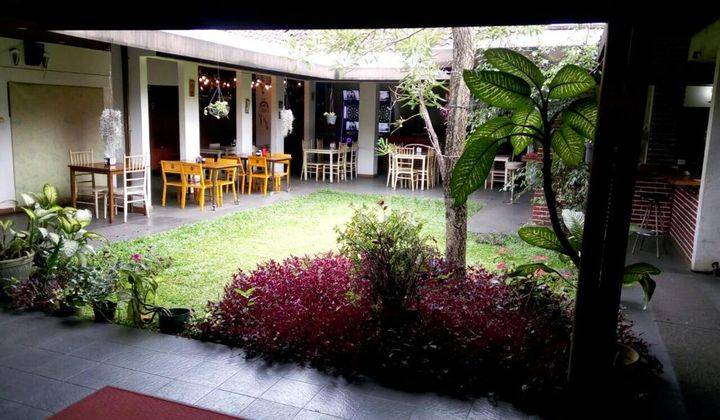 Ruang Usaha Ex-Resto di Mainroad Dr. Cipto 1