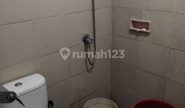 Rumah Dengan Lahan Cukup Luas di Kawasan Cikawao 2