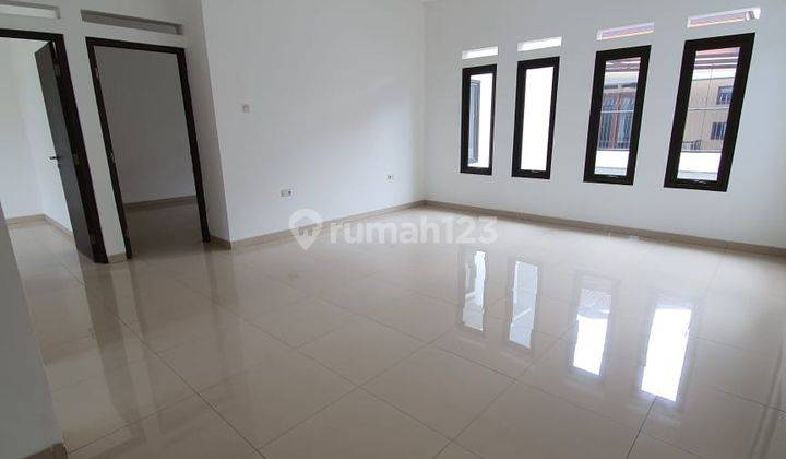 Rumah 2 Lantai Baru Unfurnished SHM di Batu Nunggal Indah Vii, Bandung 2