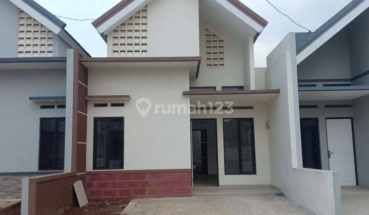 Rumah Bagus Unfurnished SHM di Cikoneng, Bandung 1