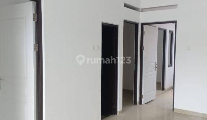 Rumah Bagus Unfurnished SHM di Cikoneng, Bandung 2