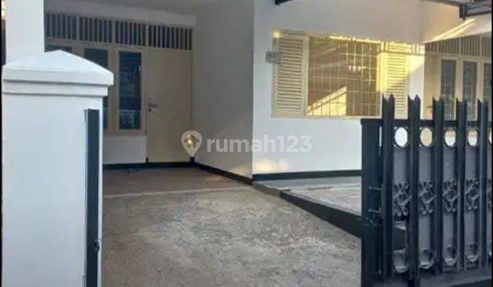 Disewakan Rumah Di Komplek Dpr Sektor 2 
bintaro Jaya - Tangsel 2