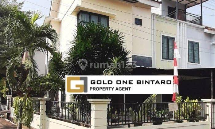 Rumah Huk 2 lantai full di dlm komplek di ciputat 1