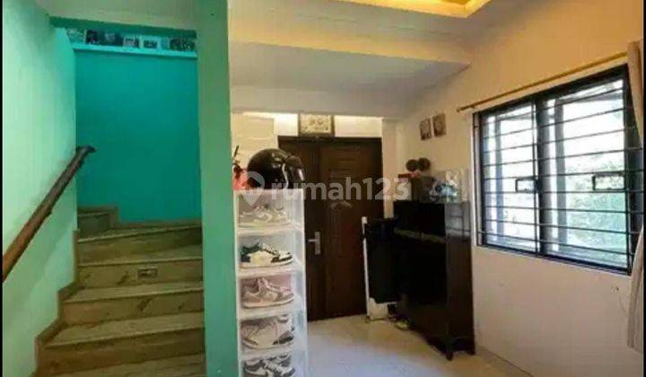 Rumah Hoek 2,5 Lantai Di Puri Town House Pondok Aren Tangsel  2