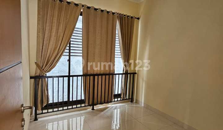 Disewakan Rumah Rapih Di Discovery