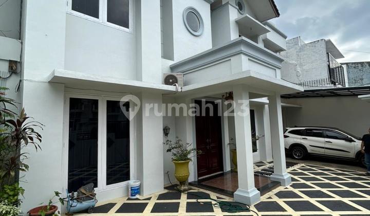 Rumah Cantik Bagus SHM di Senopati 2