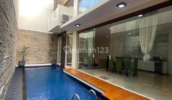 Rumah 3 Lantai Bagus Semi Furnished di Ampera, Jakarta Selatan 1